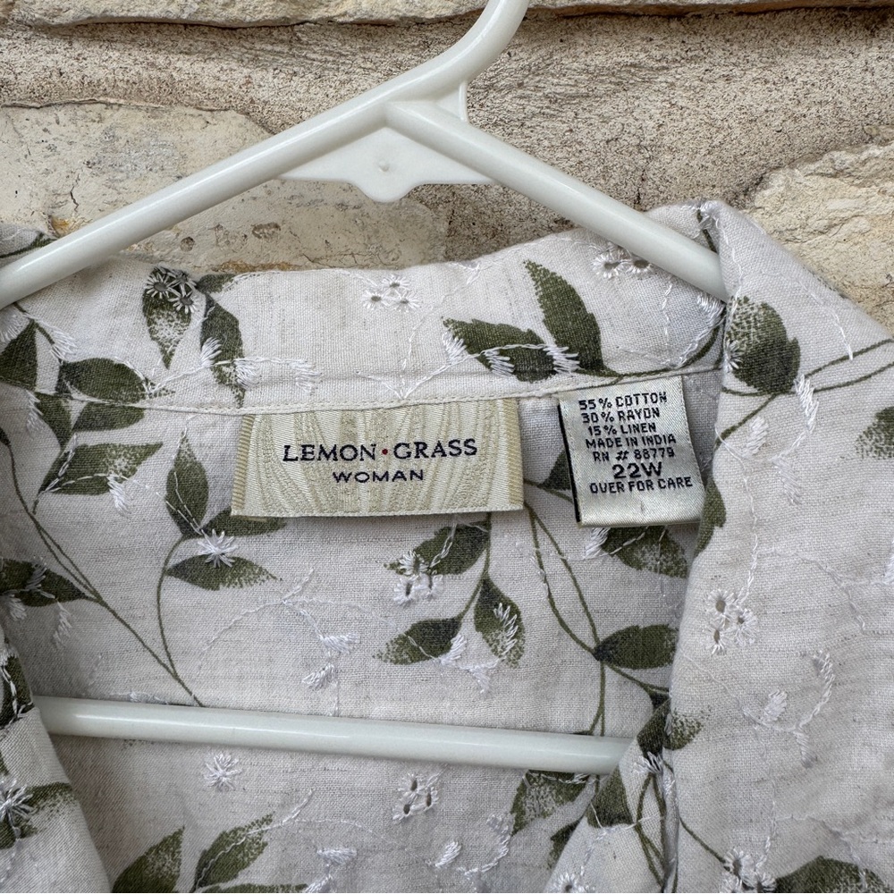 Lemon Grass Leaf Floral Pattern Button-Down Shirt… - image 2